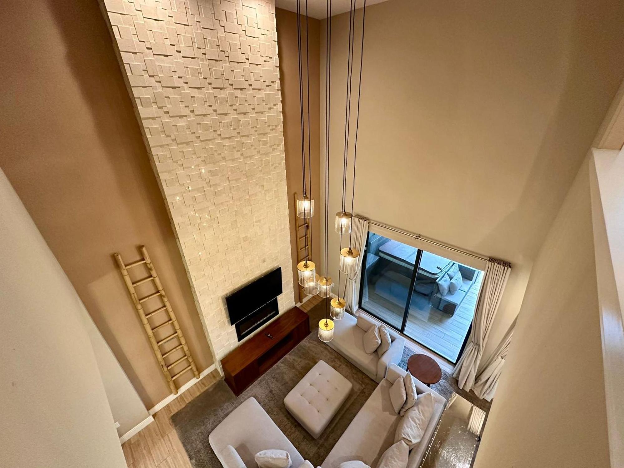 Luxury Home In Orlando With Private Hot Tub - 7 Min From Disney Parks - 3 Bedrooms And 4 Bathrooms! Kültér fotó